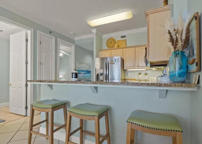 Island Royale P202 *